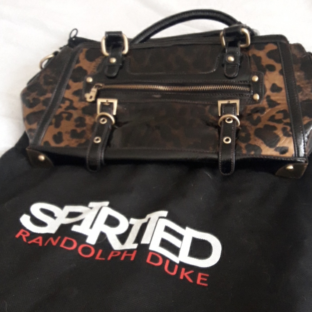 Women's hand bag like new,